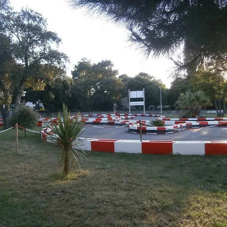 Le Hameau De Talaris Сasa de vacaciones